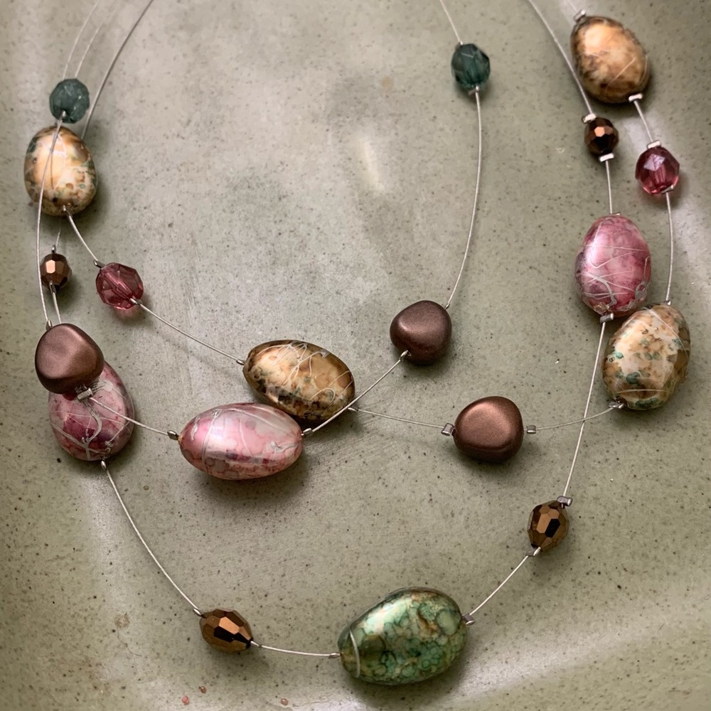 VNTG Beaded Necklace - metal strand